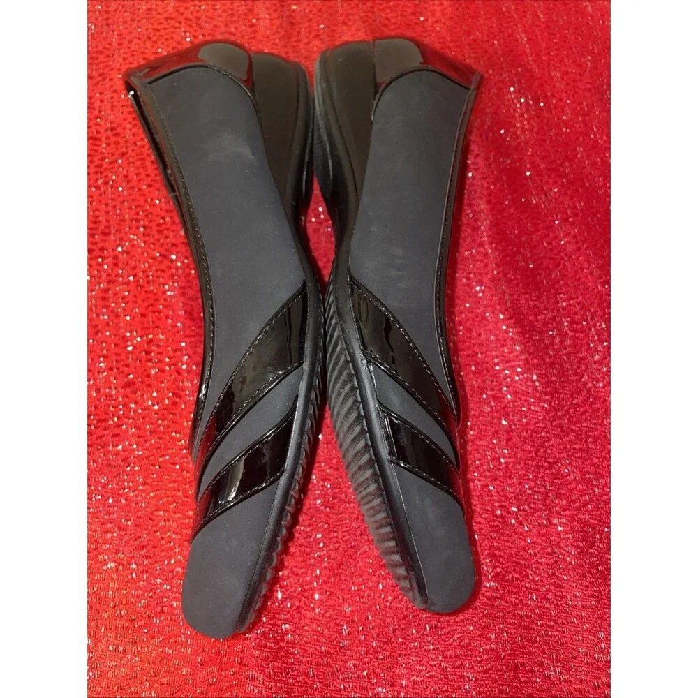 LifeStride Delight Black Low Wedge Slip On Flats Women Size 11M